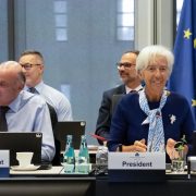 ECB zadržala kamatne stope nepromenjene, privredni rast u prvom kvartalu veći od očekivanog
