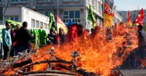 Na sindikalnim protestima u Francuskoj 800.000 demonstranata 2025-09-18T100058Z_1_LYNXNPEL8H0D4_RTROPTP_4_FRANCE-PENSIONS-PROTEST-RAILWAY (2)