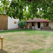 Avlija Bogatić: Od zapuštenog imanja do mesta za novi početak