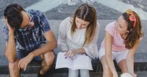 Fakultet društvenih nauka akreditovao osnovne i master studije psihologije: Počinje sa upisom prve generacije  studenti učenje fakultet Freepik 2