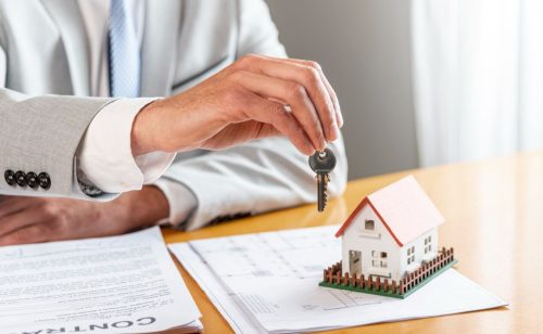 Za prvih 15 dana primene zakona prijavljeno 371.146 nelegalnih objekata