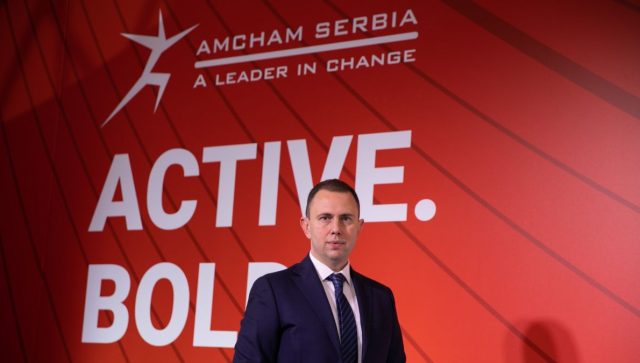 Više od polovine članica AmCham-a planira nove investicije u 2026.
