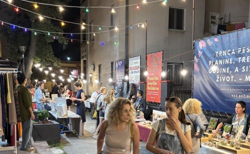 Novogodišnji božanstveni bazar u Božidarcu