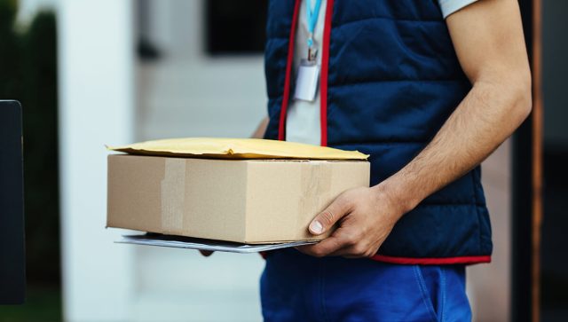 Danas počinje podela paketa solidarne pomoći za penzionere