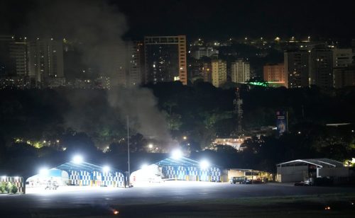 SAD napale Venecuelu, eksplozije u Karakasu