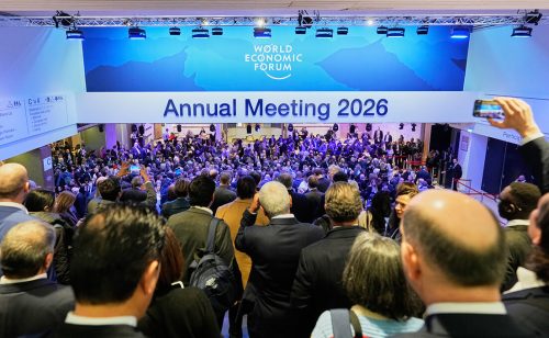 Direktorka MMF-a upozorila na moguće razorne posledice AI na tržište rada