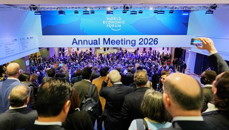 Direktorka MMF-a upozorila na moguće razorne posledice AI na tržište rada