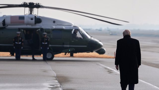 Tramp smenio državnu tužiteljku Pam Bondi, načelnik štaba kopnene vojske penzionisan