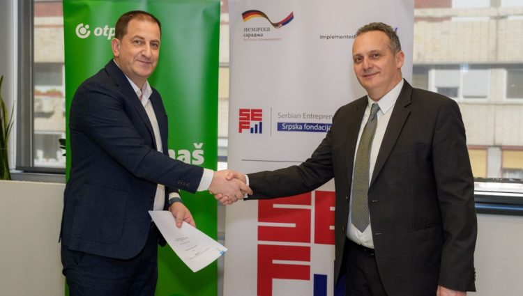 OTP banka i SEF dogovorili saradnju za podršku domaćim preduzetnicima