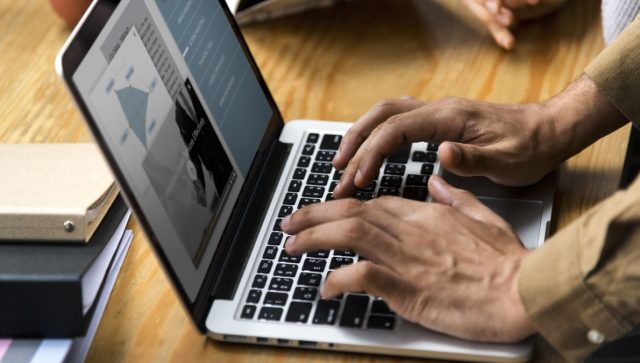 Kada otvarate firmu u Srbiji da li registrovati .RS ili .COM domen?