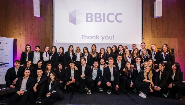 Studentski tim iz Holandije pobedio na beogradskom takmičenju u rešavanju poslovnih studija slučaja