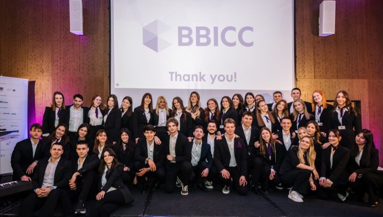 Studentski tim iz Holandije pobedio na beogradskom takmičenju u rešavanju poslovnih studija slučaja