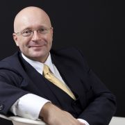 Jedan od najuticajnijih svetskih stručnjaka za biznis i liderstvo Jonas Riderstrole dolazi na HR Experience 2026