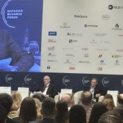 Manjak ulaganja u zdravstvo, prosvetu i komunalnu infrastrukturu – posebna kritika za agrarnu politiku