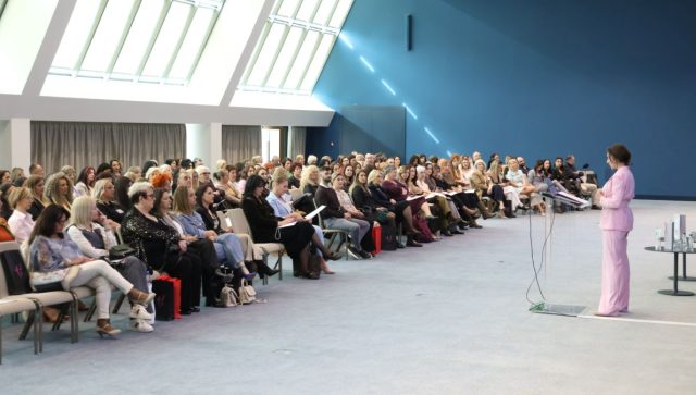 „Žene u biznisu“ okupile preduzetnice koje menjaju ekonomiju