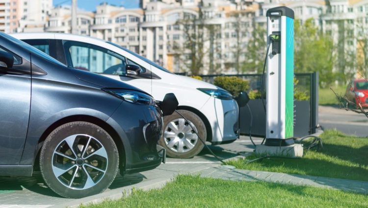 Ko ima najviše javnih punionica za električna vozila?