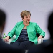 Pretnje globalnoj ekonomiji dolaze sa više strana