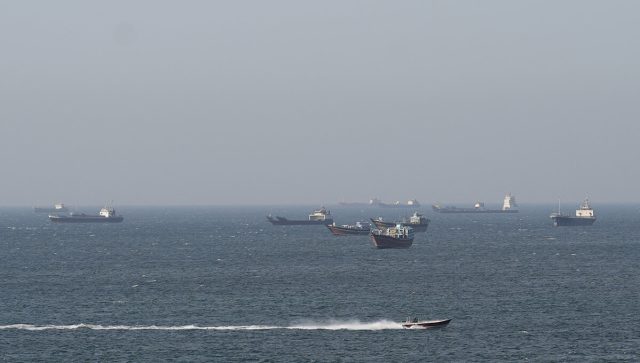 Tankeri opet prolaze kroz Ormuski moreuz, Izrael nastavio napade na Liban