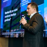 Istraživanje AikBank: Srbi bi se osećali spokojno sa 20.000 evra štednje