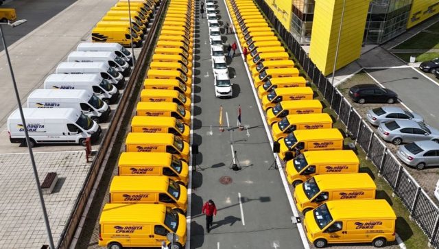 Pošta Srbije predstavila novi vozni park – Ukupna investicija u 538 dostavnih vozila vredna 1,4 milijarde dinara