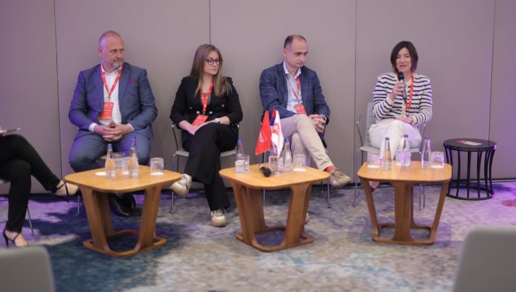 Kratkoročni pritisak ili dugoročna vizija: Kako kompanije balansiraju finansijske prioritete?