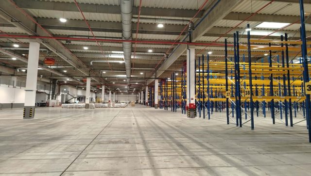 Kineski Foxconn otvorio strateški distributivni centar u Srbiji
