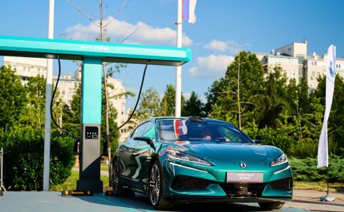 BYD predstavio u Beogradu ultrabrzi punjač za e-vozila