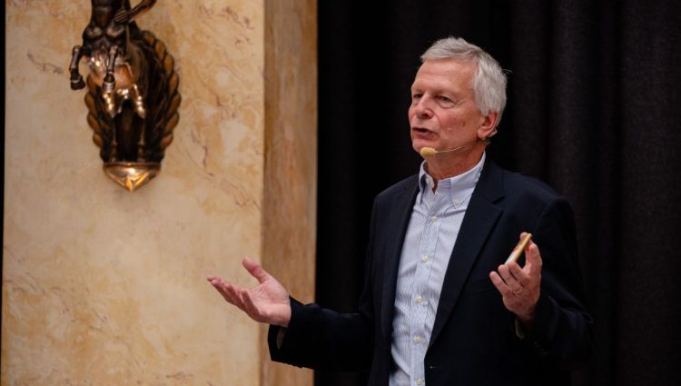 Dani Rodrik održao predavanje u Palati nauke u okviru Svetskog ekonomskog kongresa
