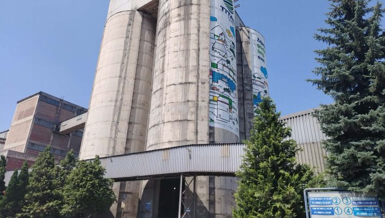 Cementara Kosjerić duže od decenije bez dozvole koju konkurencija sve vreme koristi