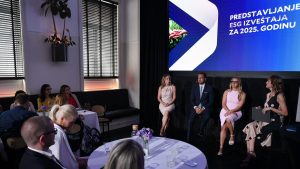 Rast kroz ulaganja u ljude, zajednicu i zelenu transformaciju Rast kroz ulaganja u ljude, zajednicu i zelenu transformaciju