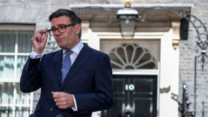 Endi Burnam preuzeo dužnost britanskog premijera Endi Burnam preuzeo dužnost britanskog premijera