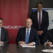 UniCredit i EIB plasiraju 56 miliona evra kompanijama u Srbiji za inkluzivno zapošljavanje