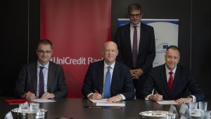 UniCredit i EIB plasiraju 56 miliona evra kompanijama u Srbiji za inkluzivno zapošljavanje UniCredit i EIB plasiraju 56 miliona evra kompanijama u Srbiji za inkluzivno zapošljavanje