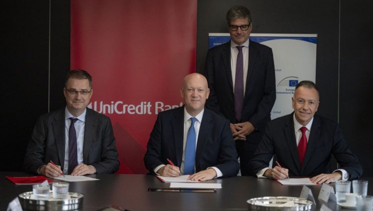 UniCredit i EIB plasiraju 56 miliona evra kompanijama u Srbiji za inkluzivno zapošljavanje